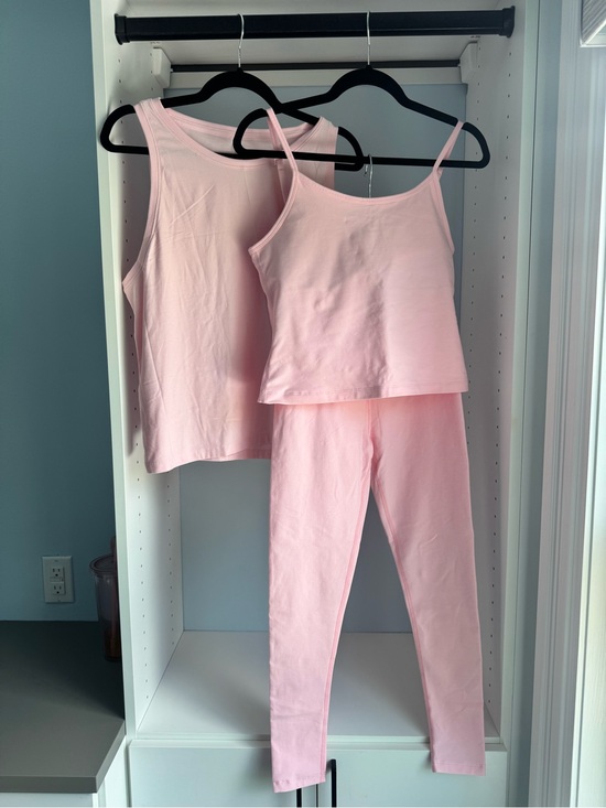 Beyond Yoga Other - Beyond Yoga Full Set in Frosty Pink Heather – Tee (L) + Tank (L) + Leggings (M)